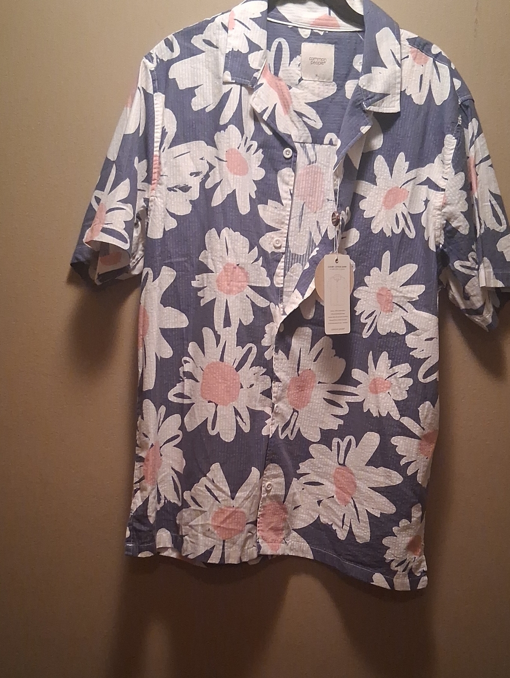 Common People Blue Floral Button-Up Shirt with White & Pink Daisies Xl
